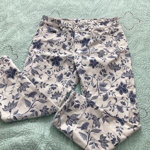 J. Jill Denim Authen. Fit cropped, sz 8,  blue floral, raw hem, excl. condition